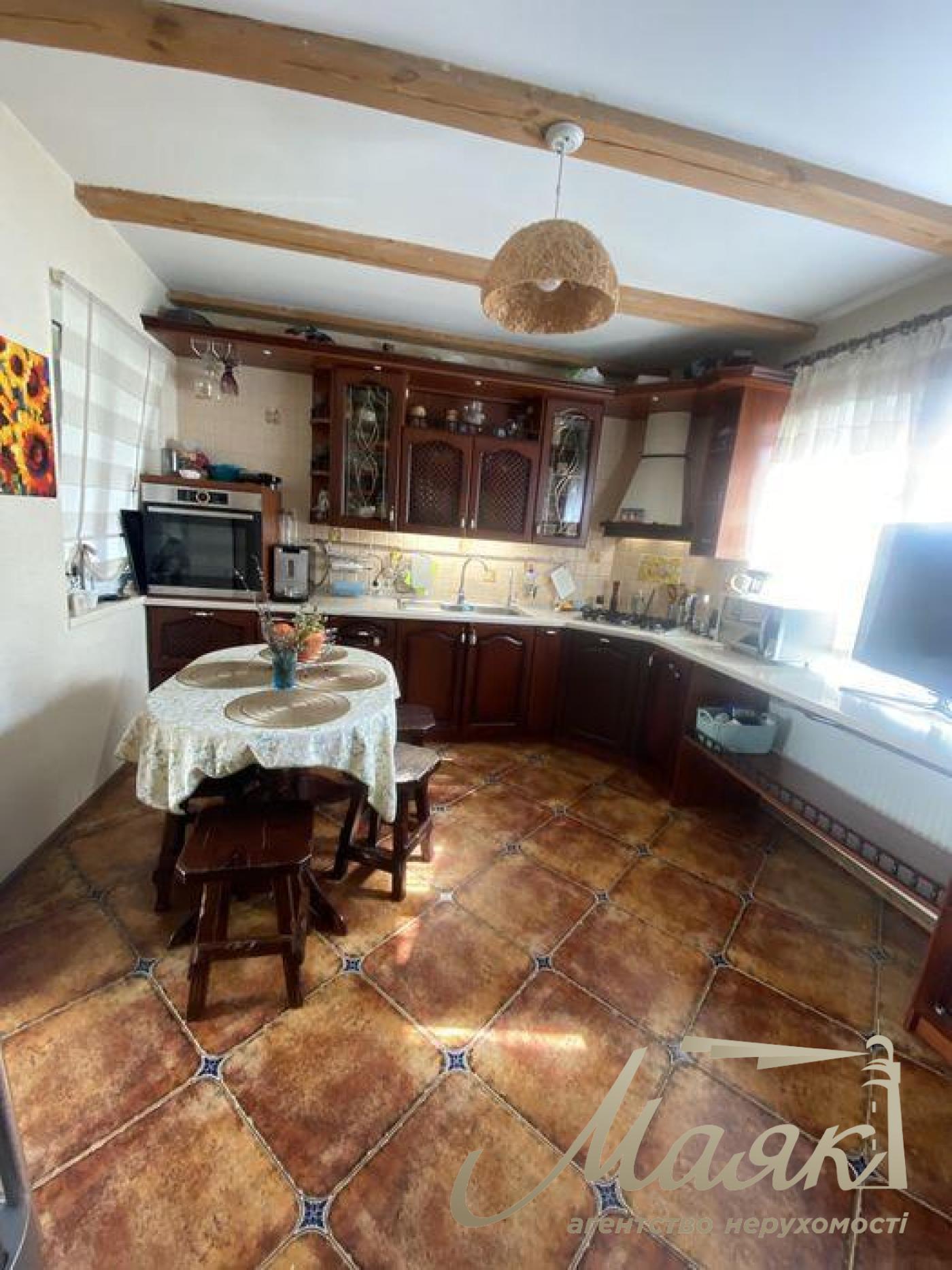 Sale of a 2-story house. Area - 115 sq.m. s. Rozhny, Brovarsky district.