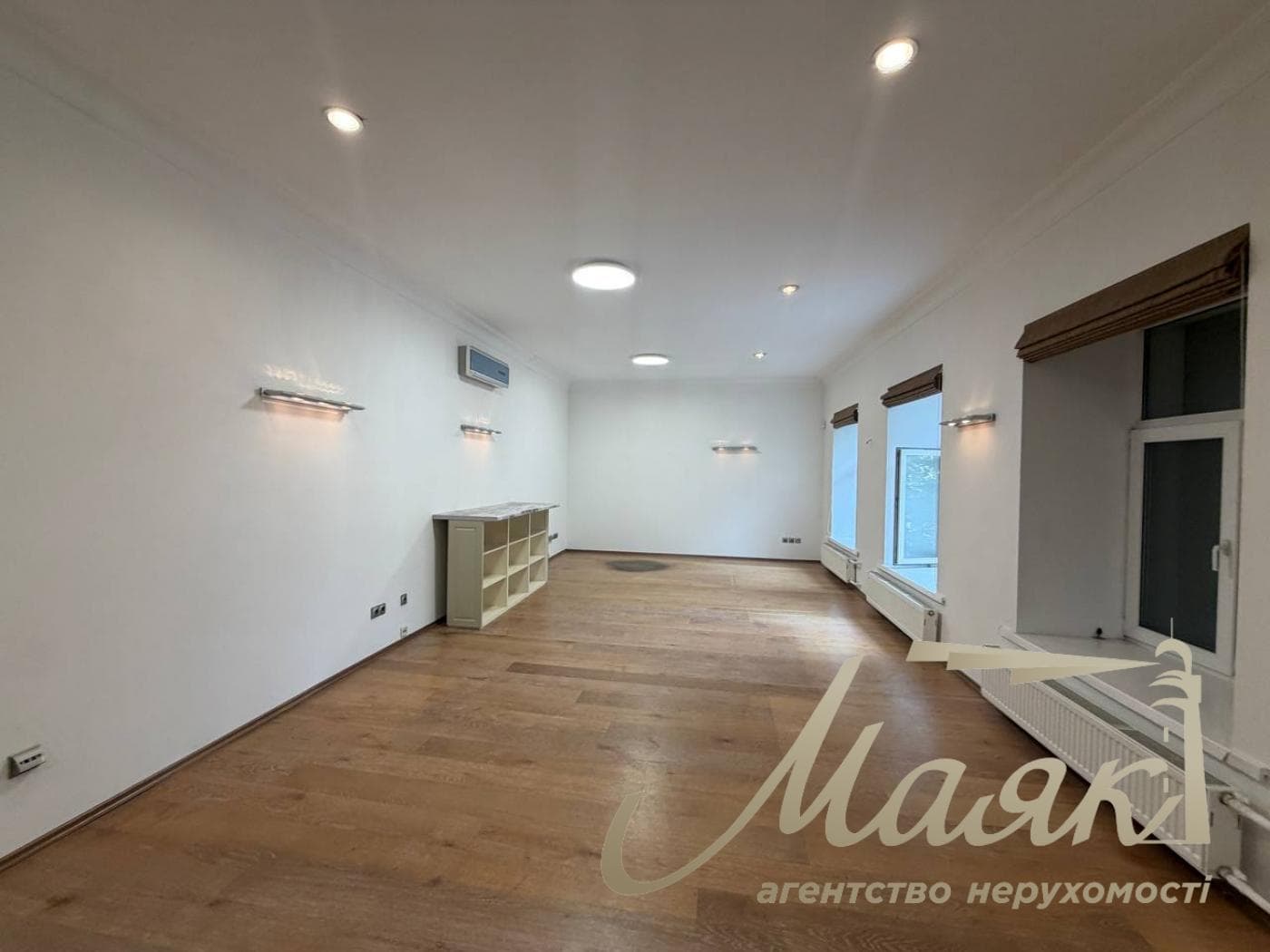 90-square-meter office for rent at 16 Lyuteranskaya St., Lipki, Khreshchatyk.