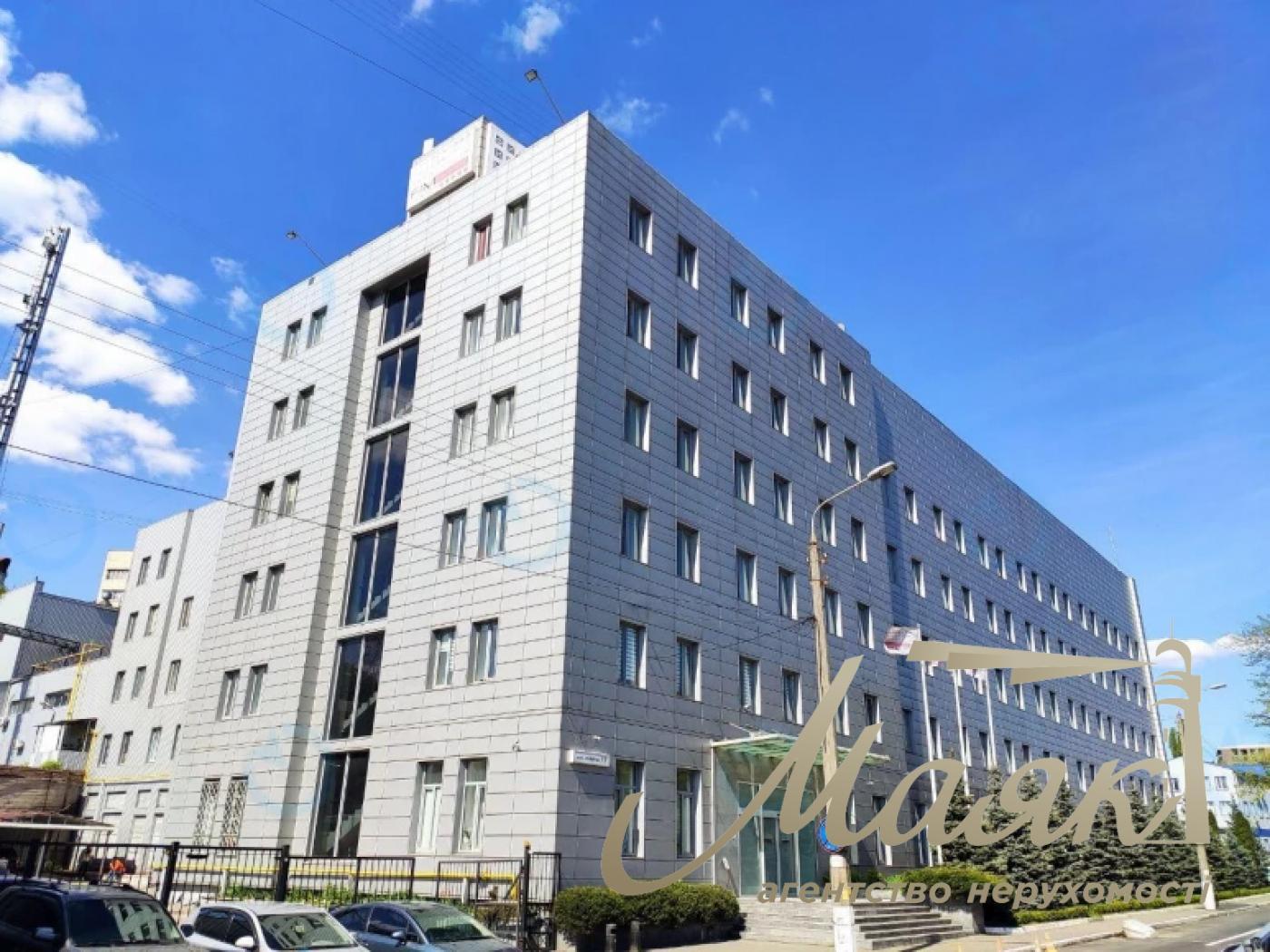 Аренда офисного помещения 320м2 в бизнес центре, метро Олимпийская