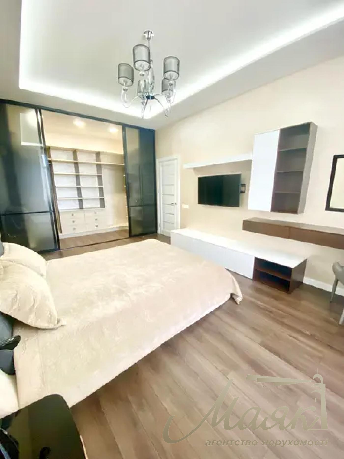 Оренда 2-х кімнатної квартири в ЖК Новопечесркі Липки, вул.Верхогляда 11, Печерськ