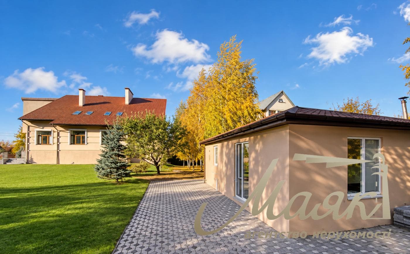 Оренда 2-поверхового будинку площею 740 м², Голосіївський район, Чапаївка