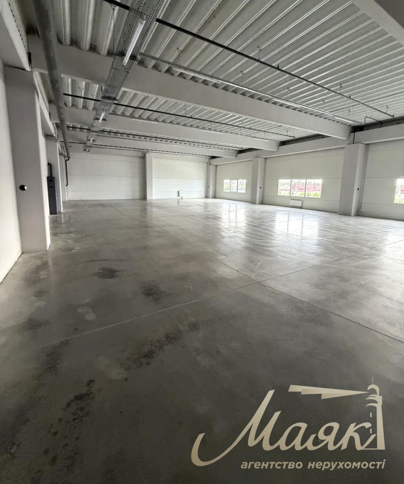Оренда нового складського приміщення (1296 м²) у Борисполі