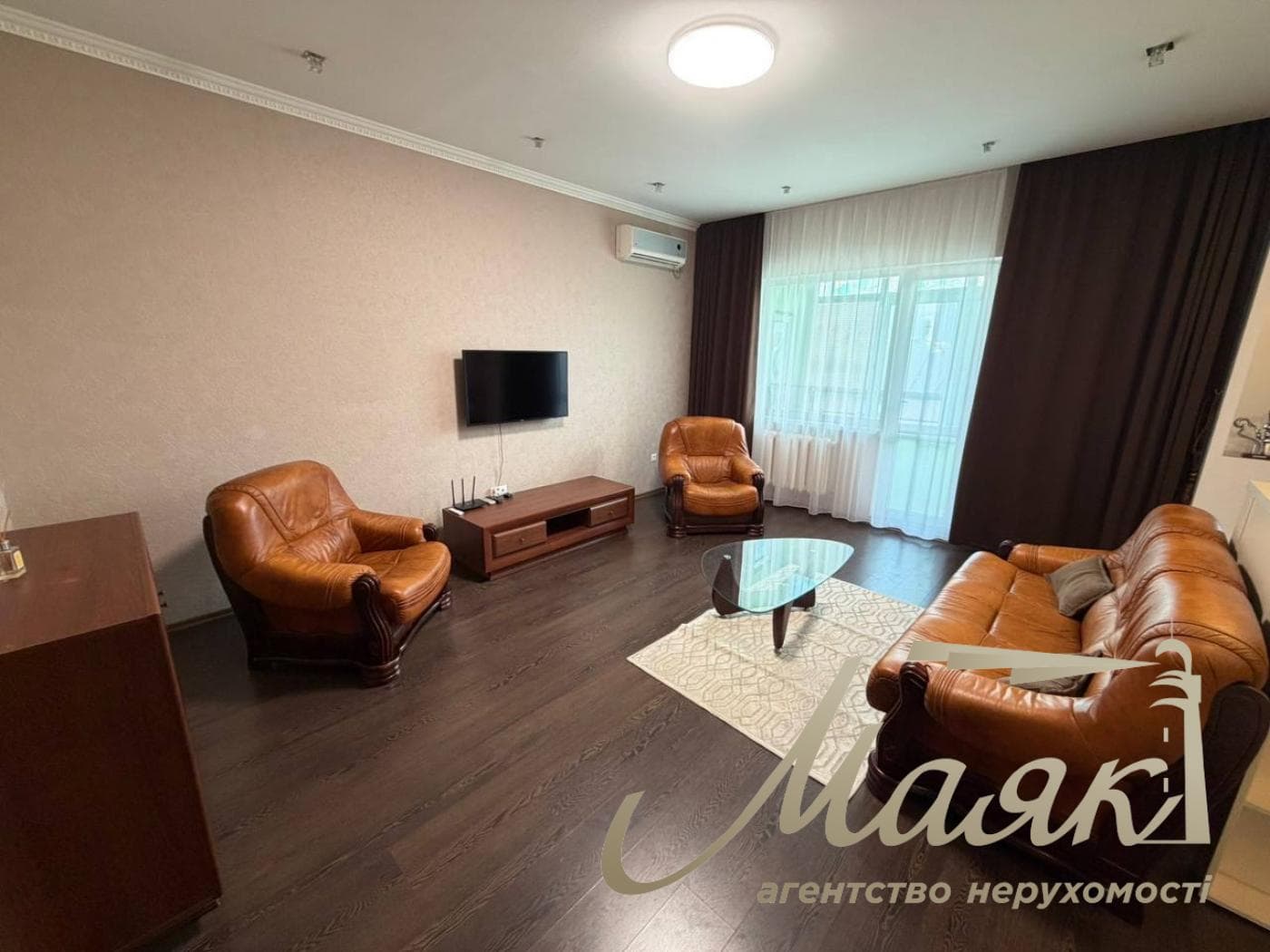Оренда однокімнатної квартири у ЖК Botanic Towers, на вул. Саксаганського, 121, метро «Університет»