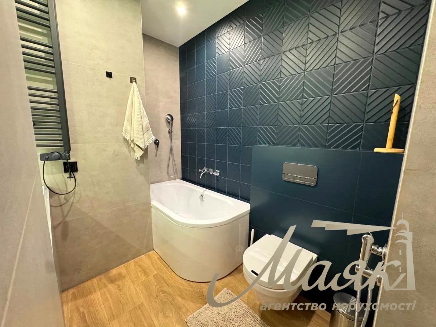 Аренда 3-комнатной квартиры в ЖК "New York concept house", Центр