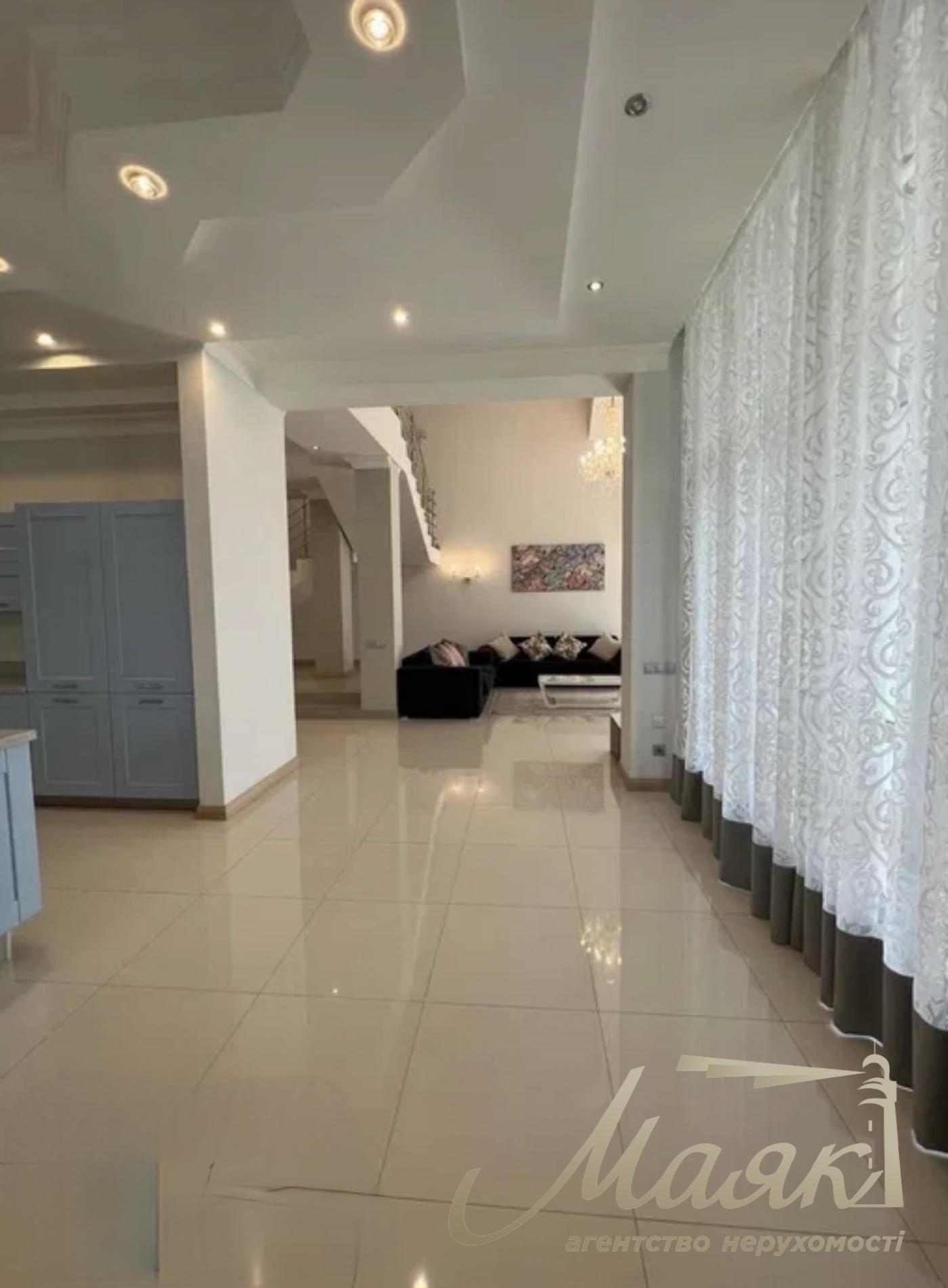 Оренда будинку 400м2 СМТ Козин/Конча-Заспа. Б. Дамба. Оренда будинку.