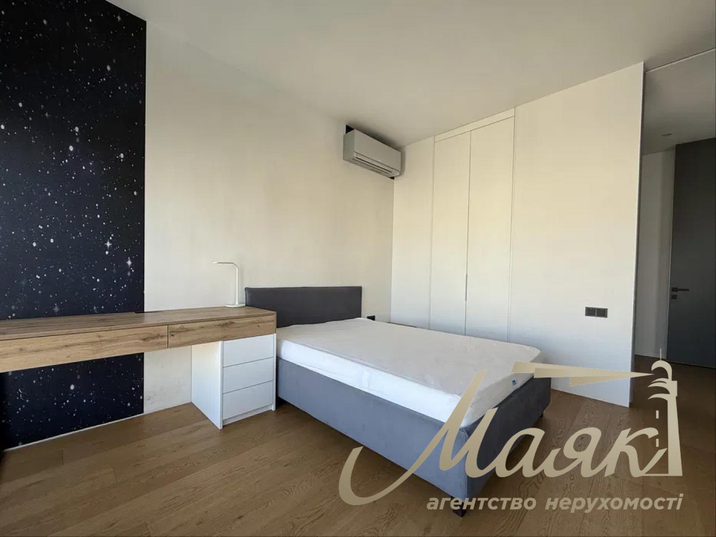 For sale 4k apartment Park Avenue VIP 120m Park Avenue Demeyevskaya Goloseevsky district nr