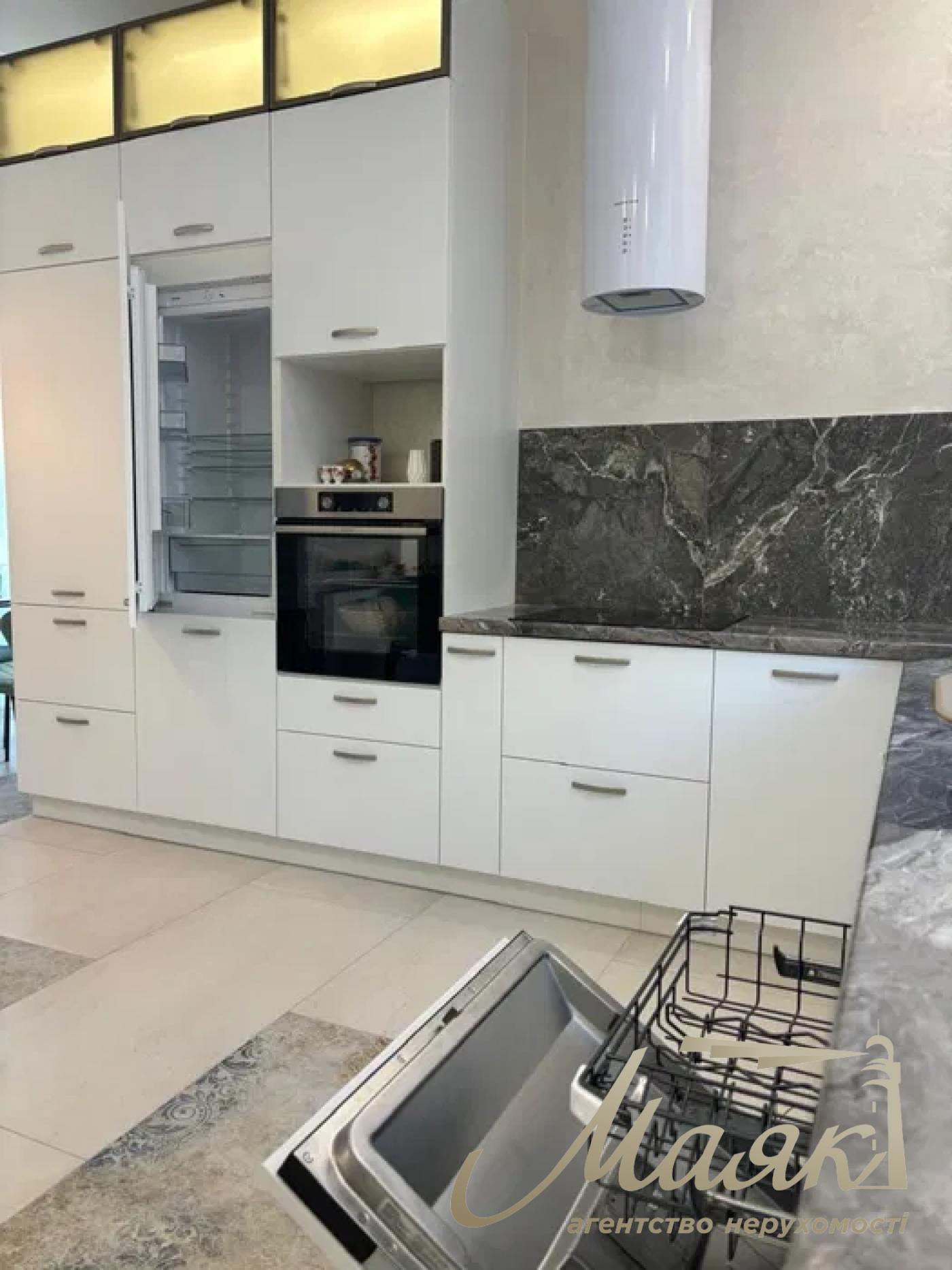 Продажа 2- х этажного дома (5 ком.), Осокорки