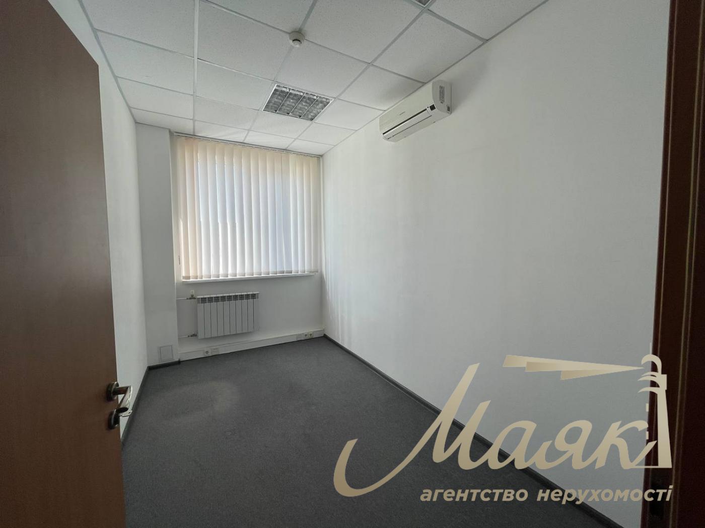 Аренда офисного помещения 190м2 в центре, Лукьяновка