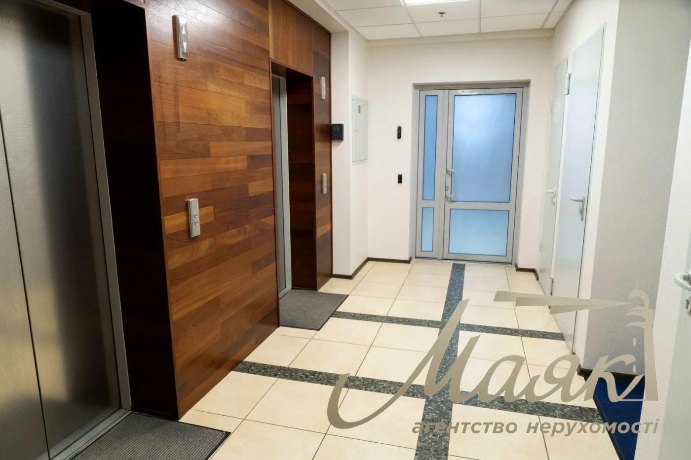 Rent office 180m2 Baggovutovska str. 23, Shevechkovsky district.