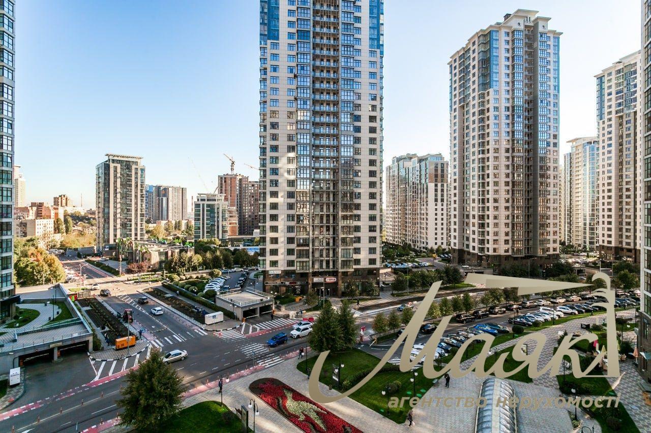 Rent 5-room apartment Residential Complex Novopecherskie Lipki, Verkhoglyada str.