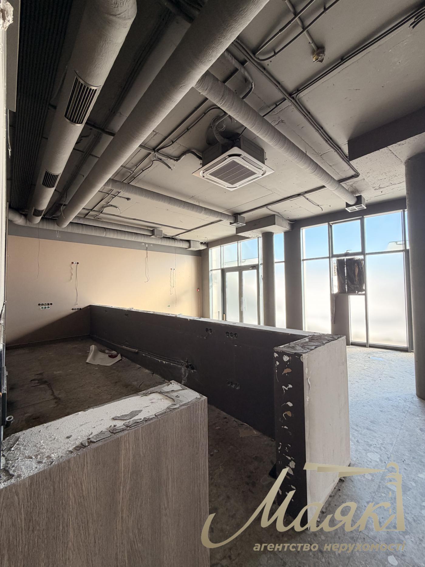 Оренда фасадного приміщення 105м2, ЖК Новопечерські Липки