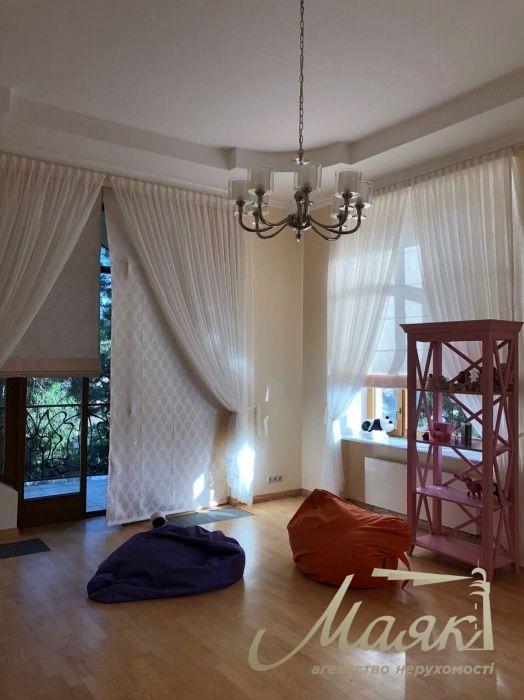 Оренда будинку в стилі модерн. КМ "Сосновий бір" Конча Заспа.