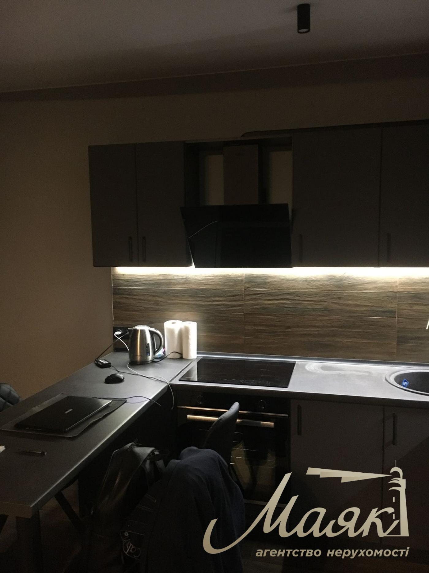 Продажа 2к-квартиры 53,8 м2  бул. Гашека Ярослава, Соцгород, Киев