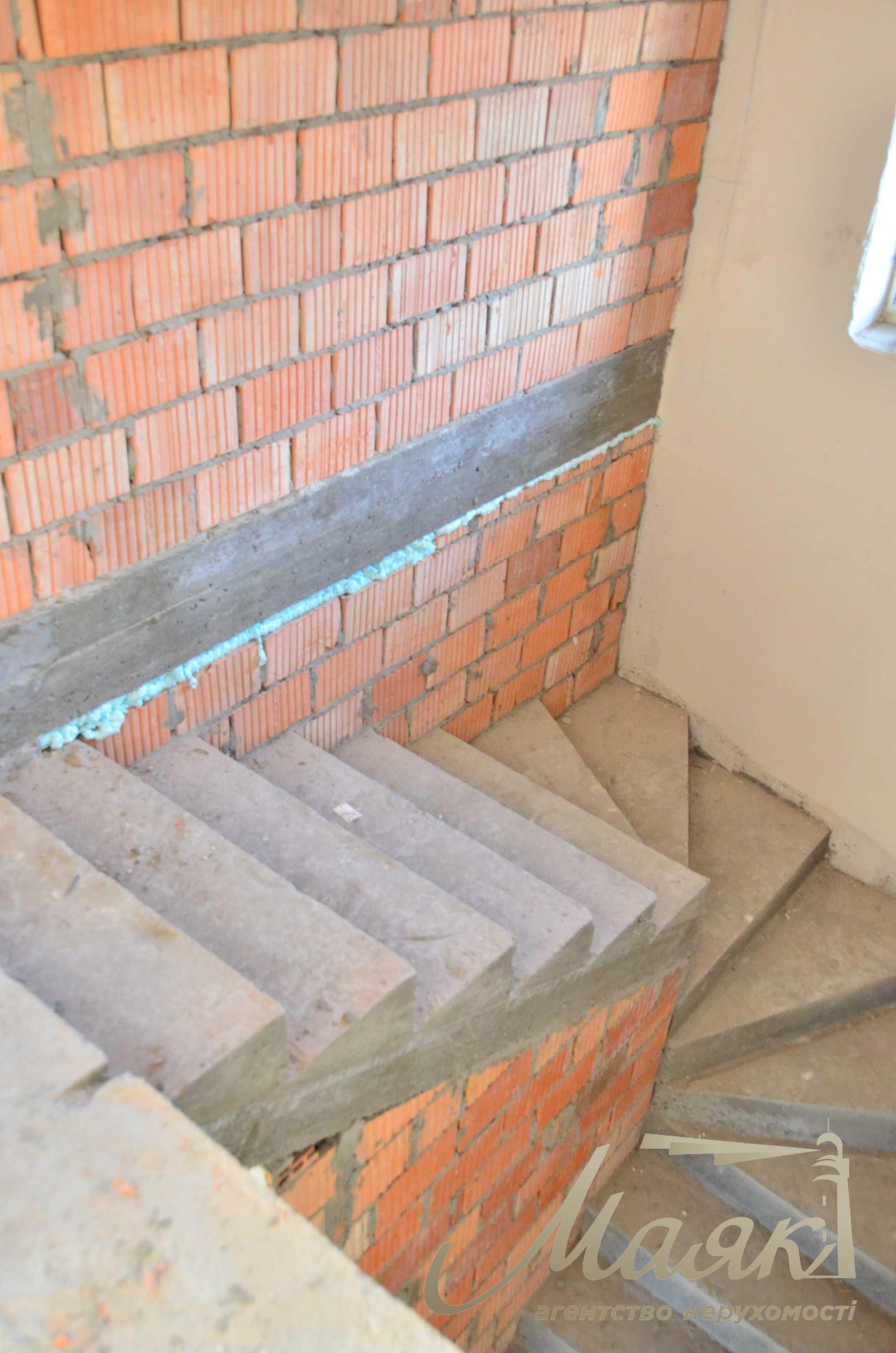 Продаж нового дизайнерського будинку 2025 року, Троєщина, Деснянський район, Київ