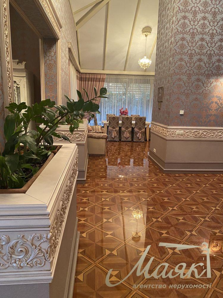 Rent a house 265m2 s.Plyuty/Koncha zaspa/Kozin forest on the territory