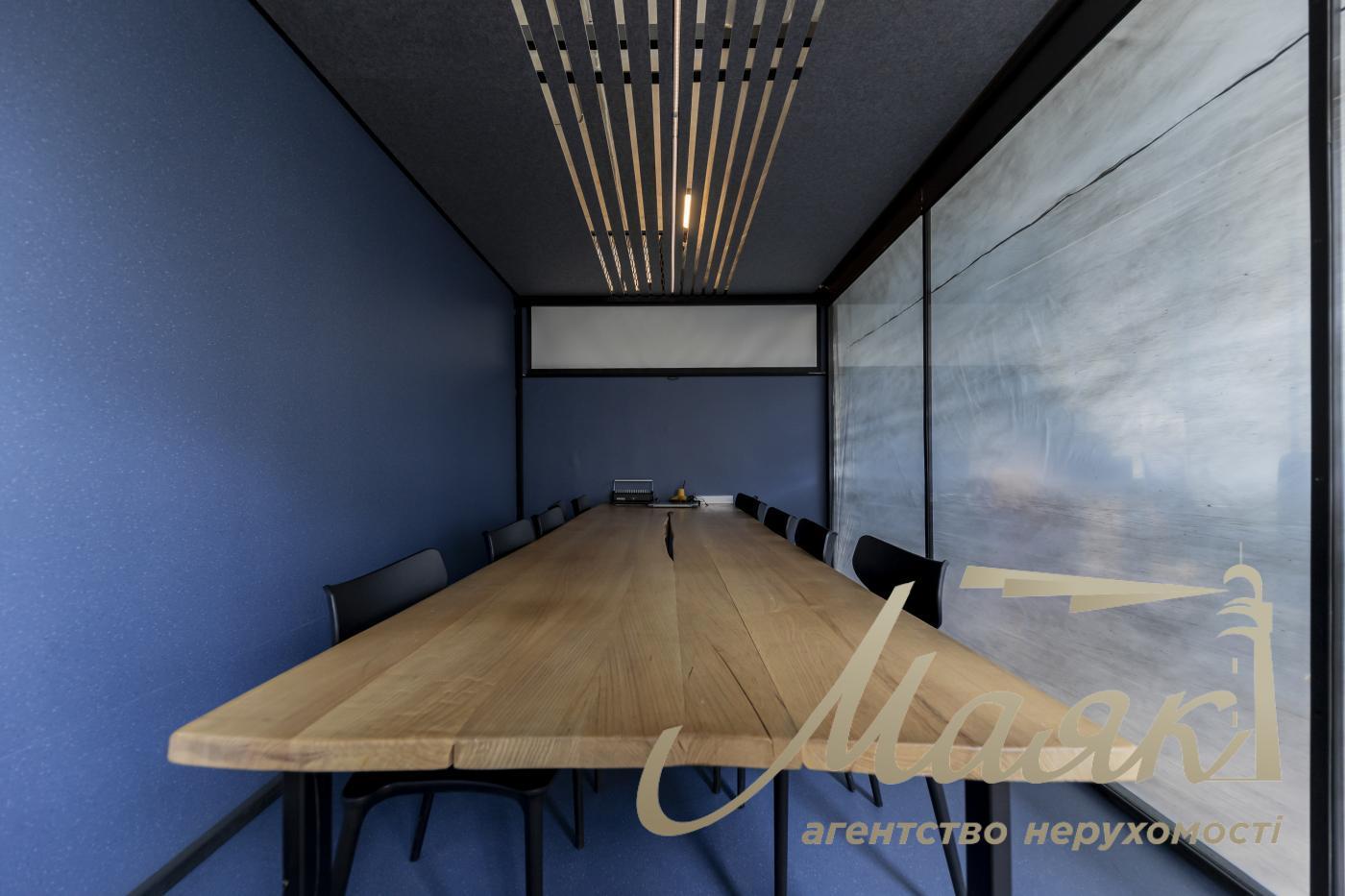 Sale of commercial premises 160 m2 in residential complex Prestige Hall, Tyutyunnika 37/1, Center