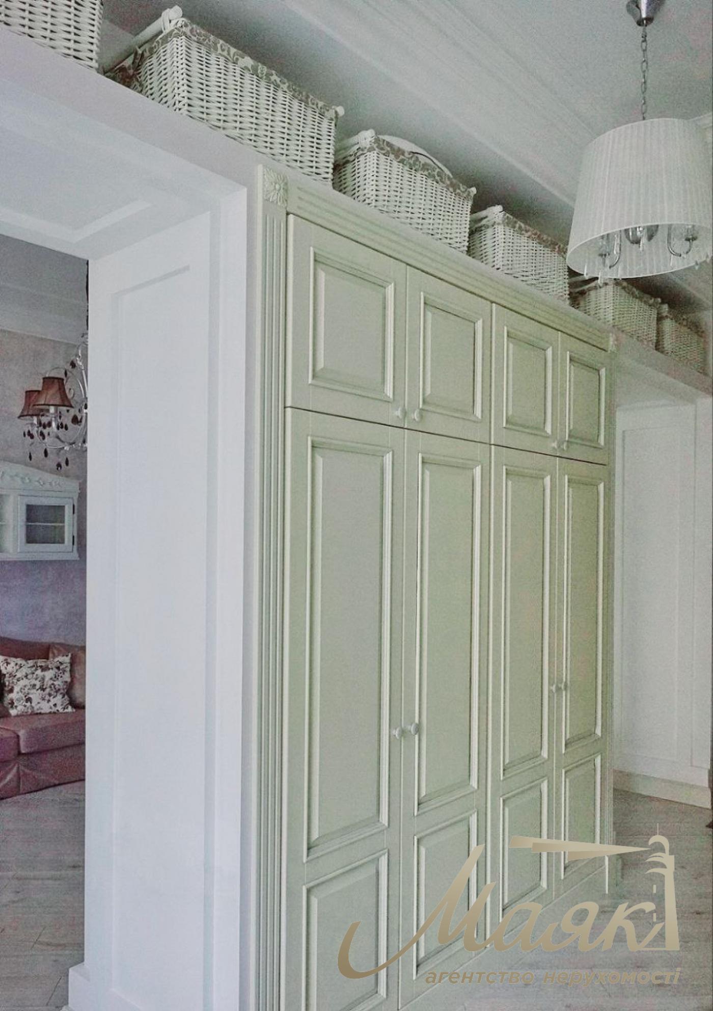 Rent 3-room apartment on Khreshchatyk 23, Center