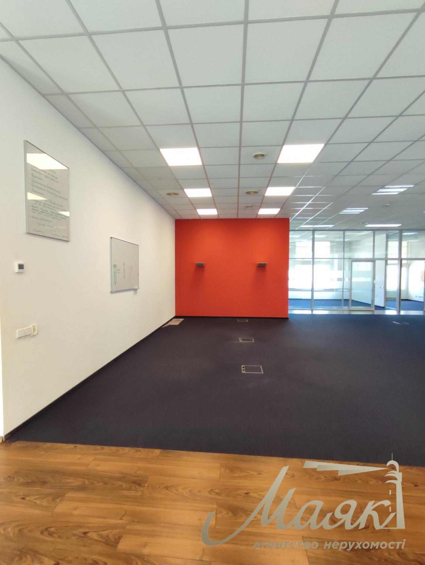 Оренда офісу 976м2 у БЦ Horizon Park