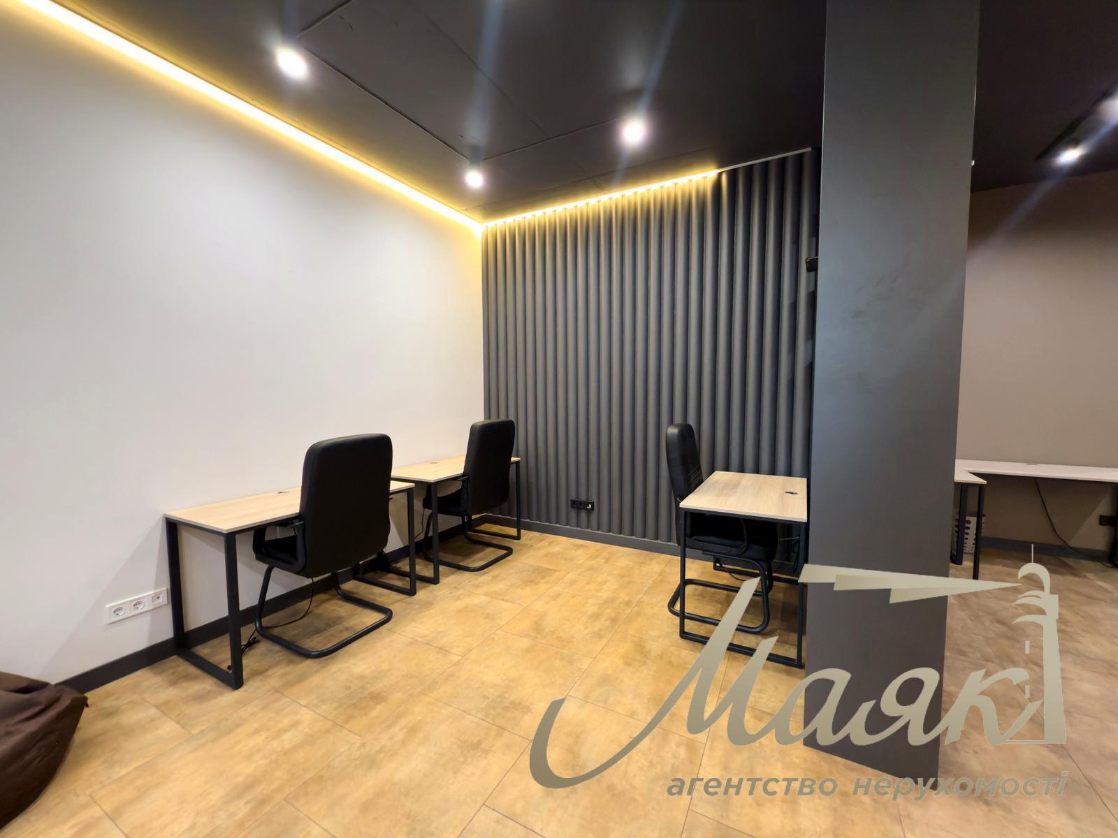 Оренда офісу 80м2 в ЖК Кадорр, Олімпійська