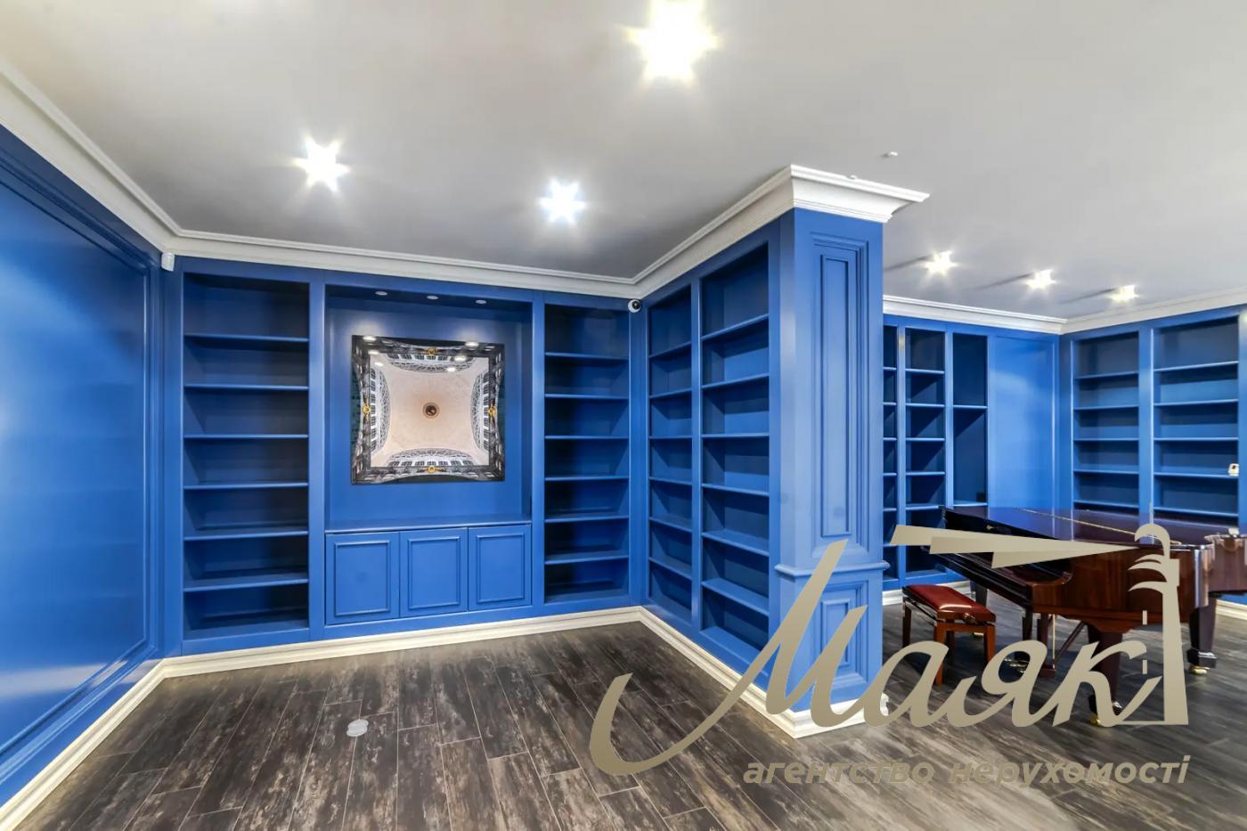 For sale 9-room penthouse with terrace in LCD "Novopecherskie Lipki", Pechersky district, Kiev, 660 m²