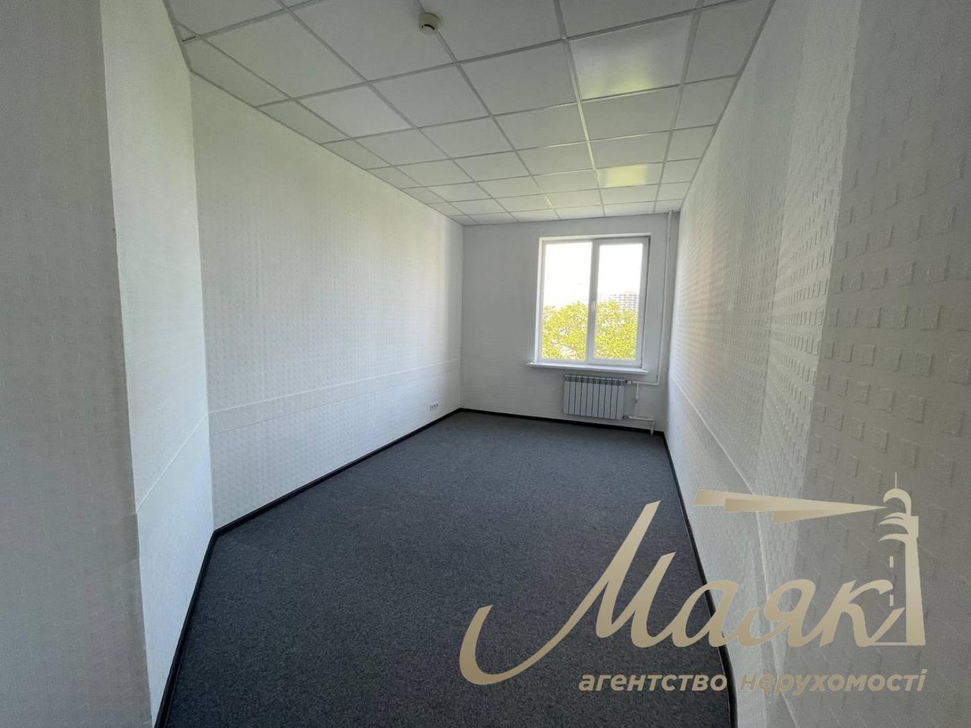 Аренда офисного помещения 270м2 в центре, Лукьяновка