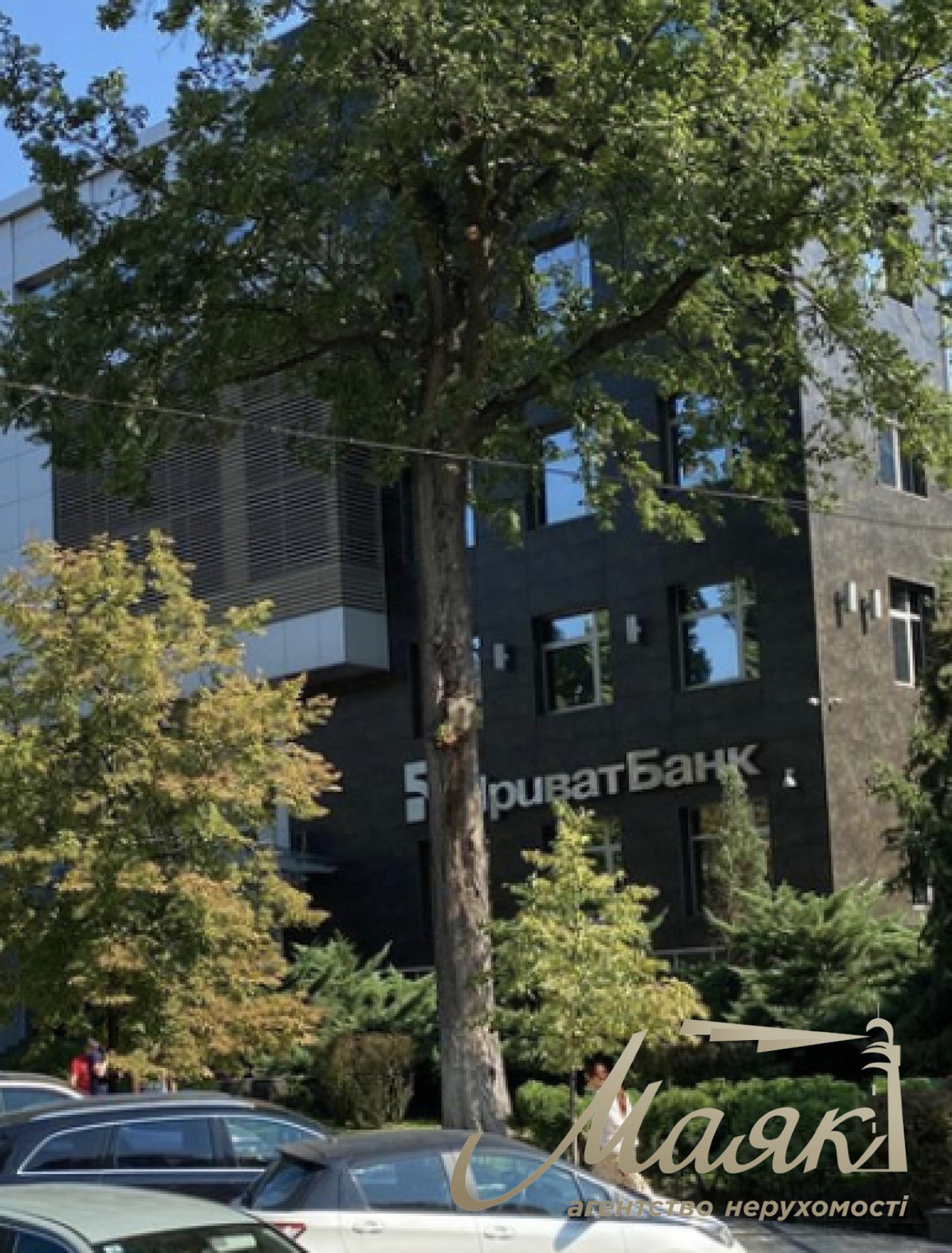 Rent office, building st. Kovpaka 29, Pechersk, Kyiv