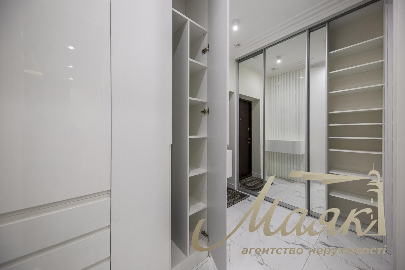 Оренда 2-кімнатної квартири в ЖК Бульвар Фонтанів, 55м², Печерський район, Київ