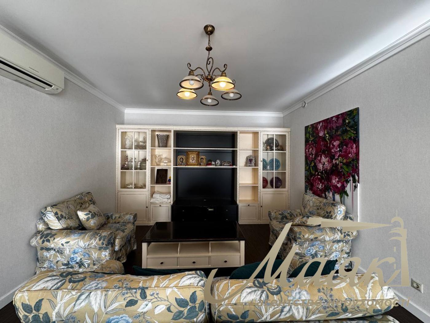 Продаж будинку на Русанівських садах у КМ "Селікатчик", пер. 5-ий Садовий