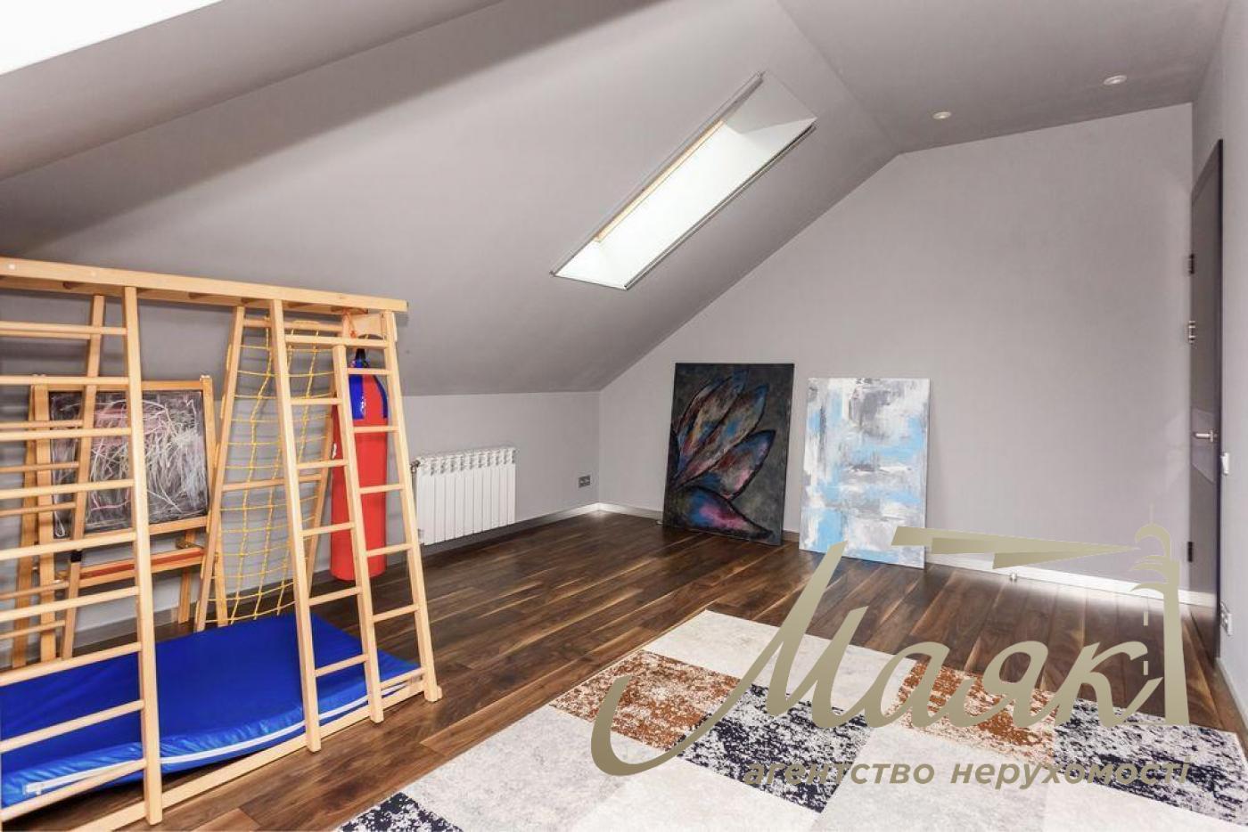 Продаж 2-поверхового будинку 210м2 с.Підгірці, Романків