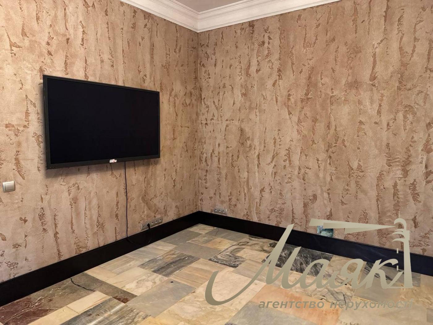 Оренда комфортного будинку 190м2 з ділянкою 20 соток у Музичах