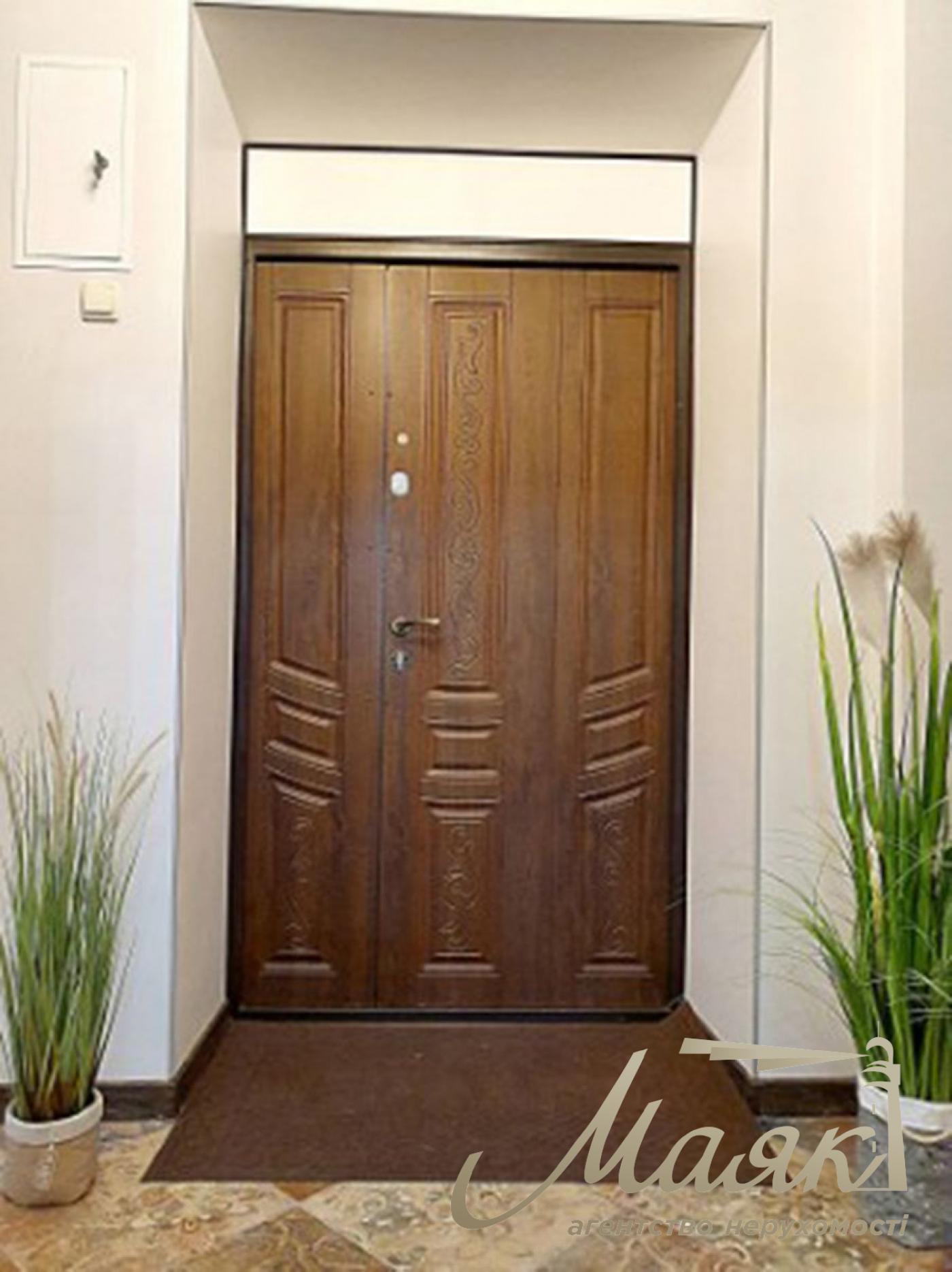 Аренда 3-комнатной квартиры ул. Софиевская 1/2, Майдан Независимости, Центр