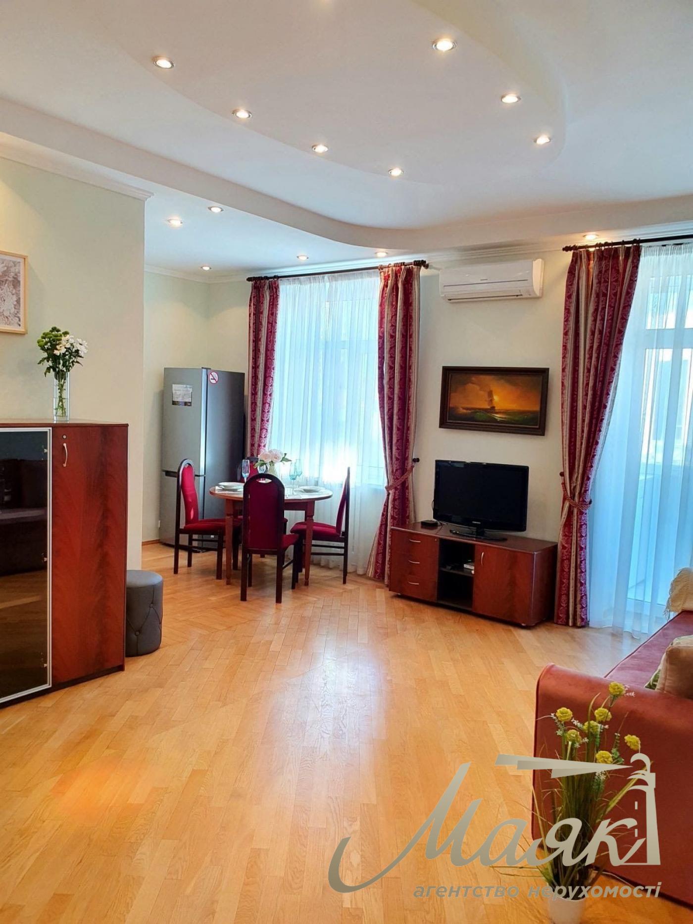 Аренда 2-комнатной квартиры 55м2, ул.Бориса Гринченко, метро Майдан Независимости