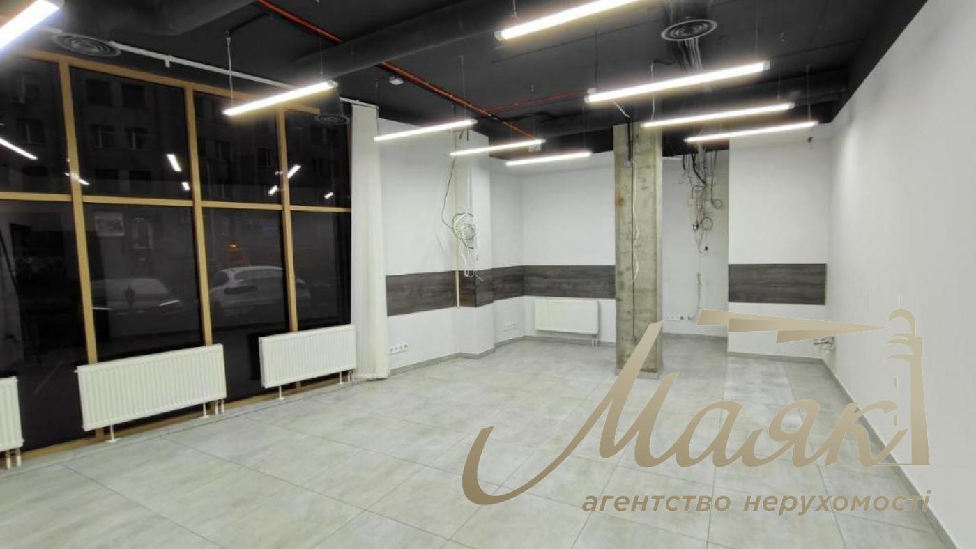 Оренда фасадного приміщення, вул. Глибочицька