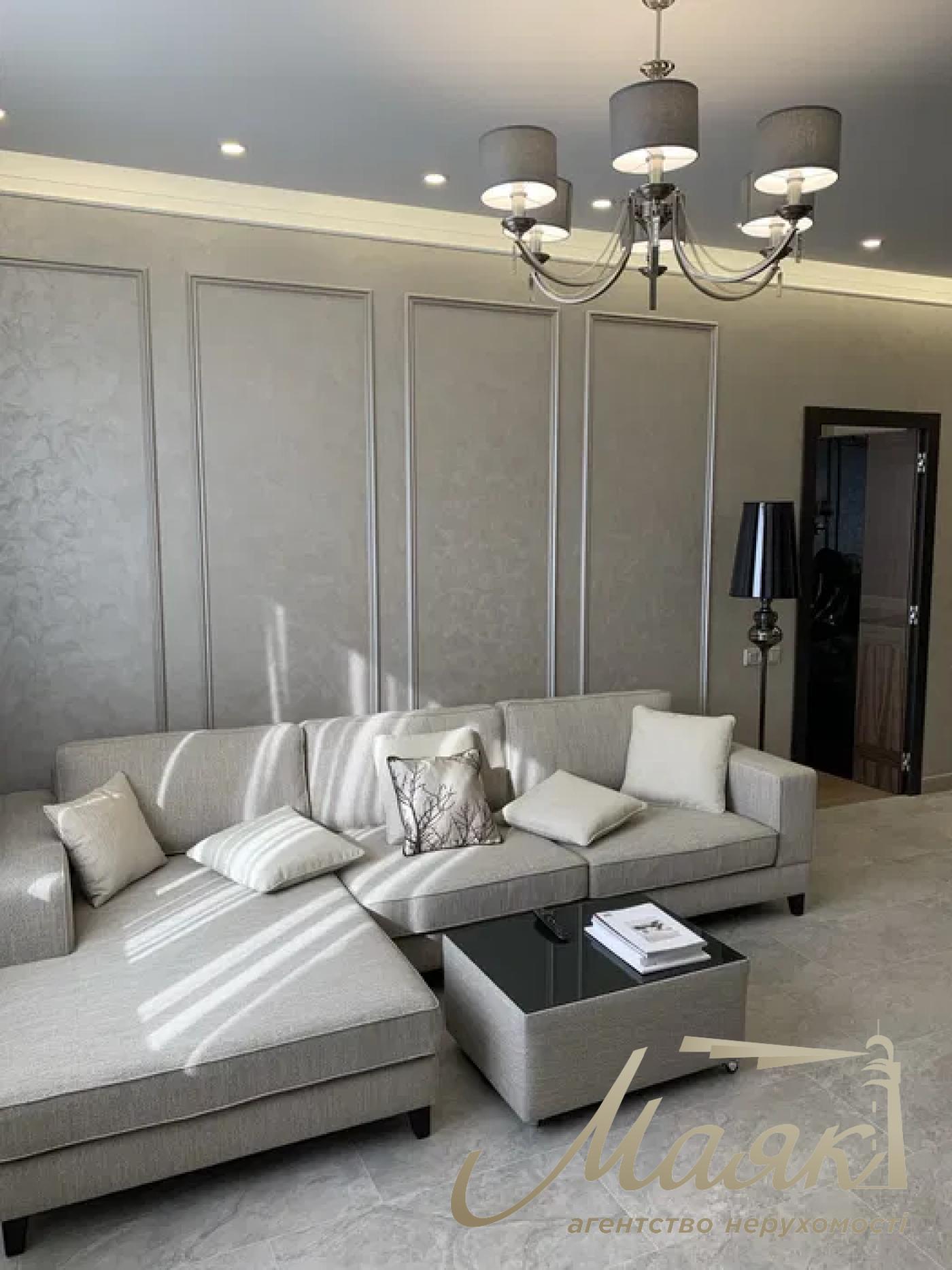 Оренда 3-кімнатної квартири ЖК Royal Tower, вул. Саксаганського