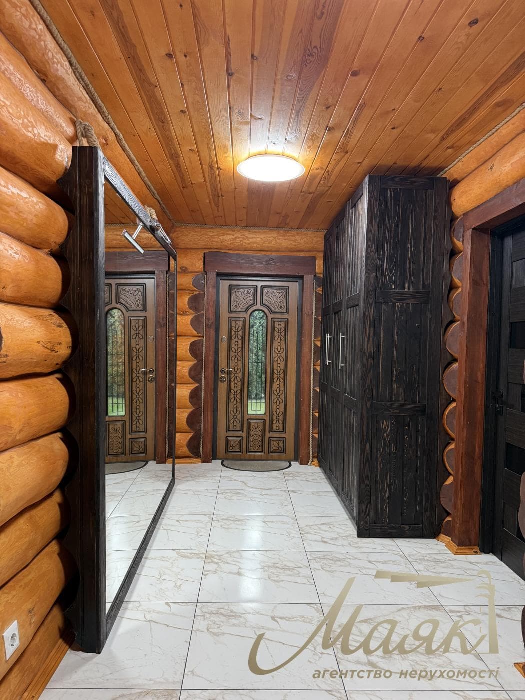 Оренда 3-поверхового будинку площею 280 м², Голосіївський район, Мишеловка
