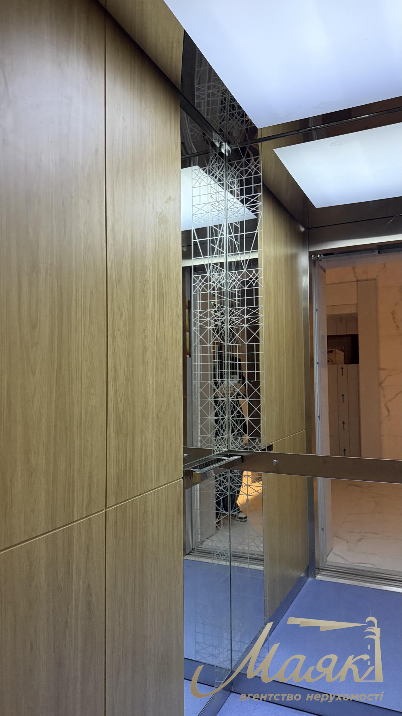 Продажа видового пентхауса/квартиры в самом центре столицы 186м2 в ЖК Edelweiss House,  Зверинецкая, Печерск, Киев