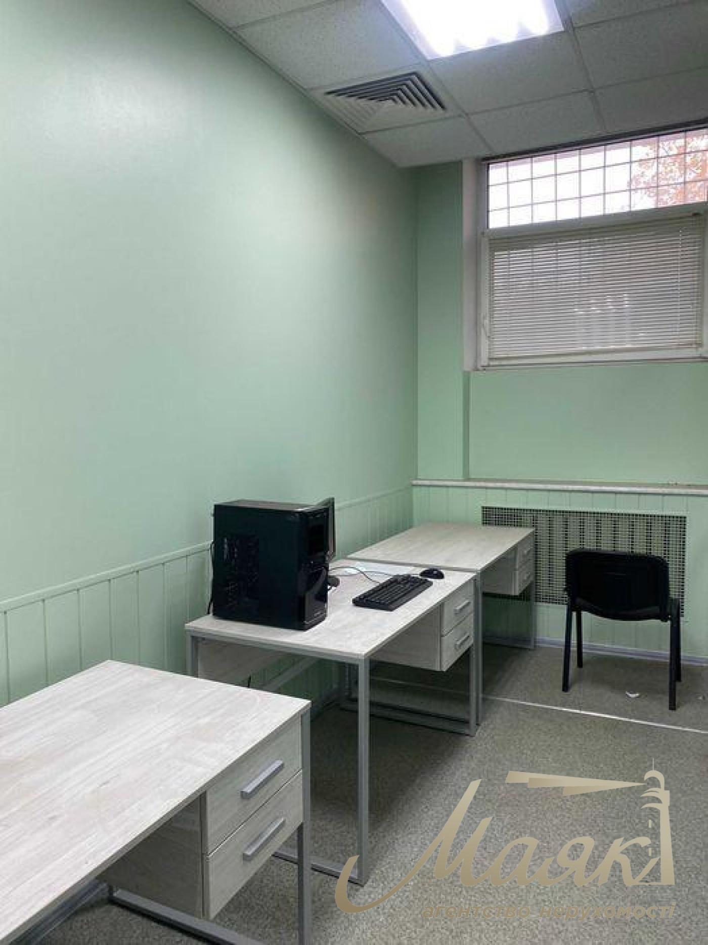 Аренда фасадного помещения 240 м.кв., Шевченковский р-н