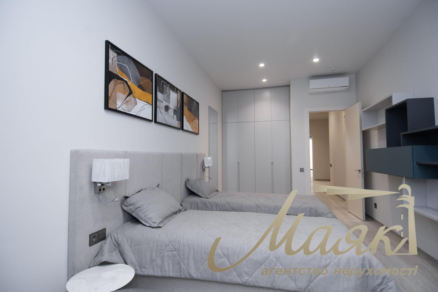 Оренда квартири Пентхаус Антоновича Атлантик Резиденс Центр Голосіївський