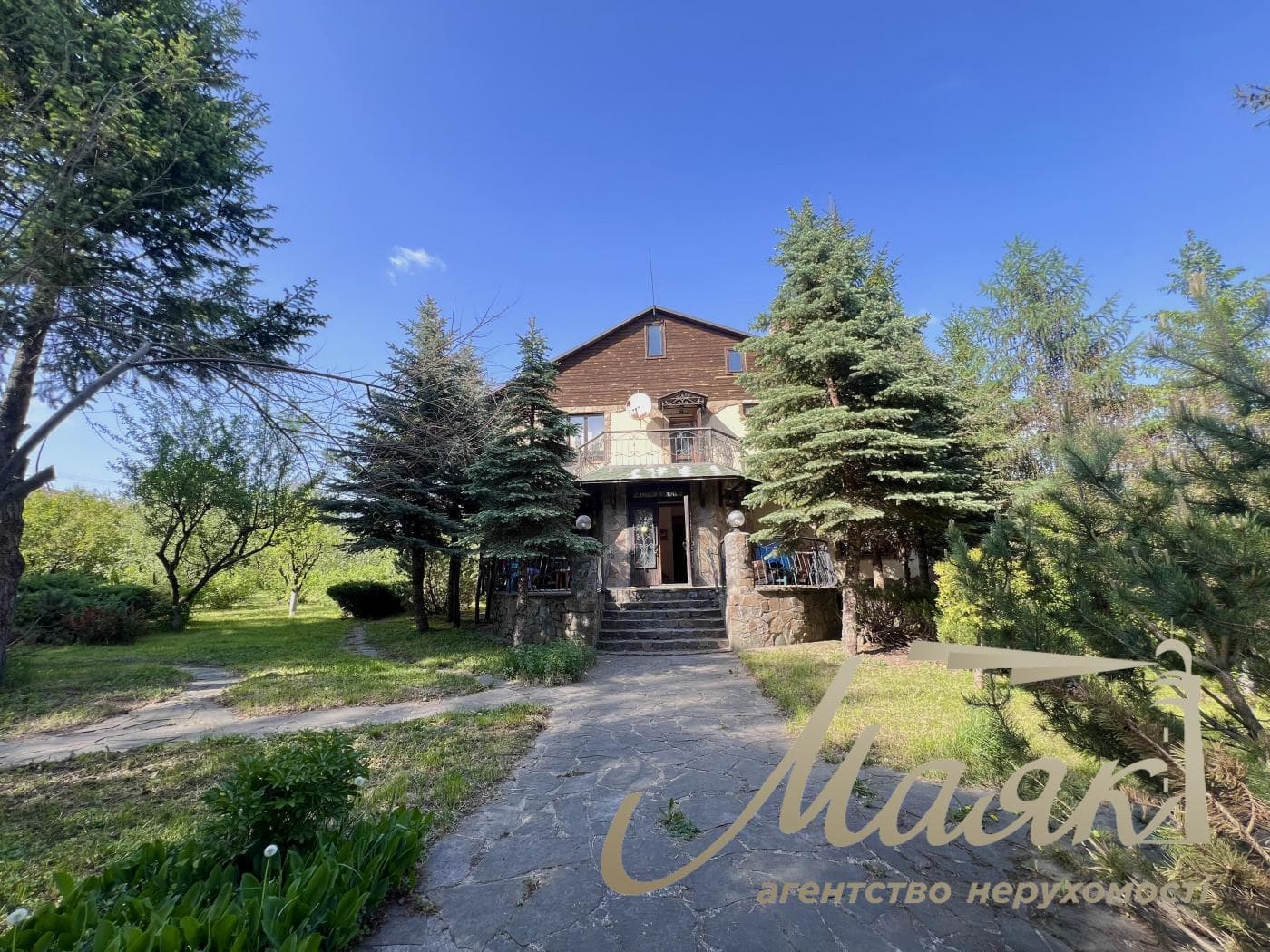 Продаж 3-х поверхового будинку 380м2, Крушинка
