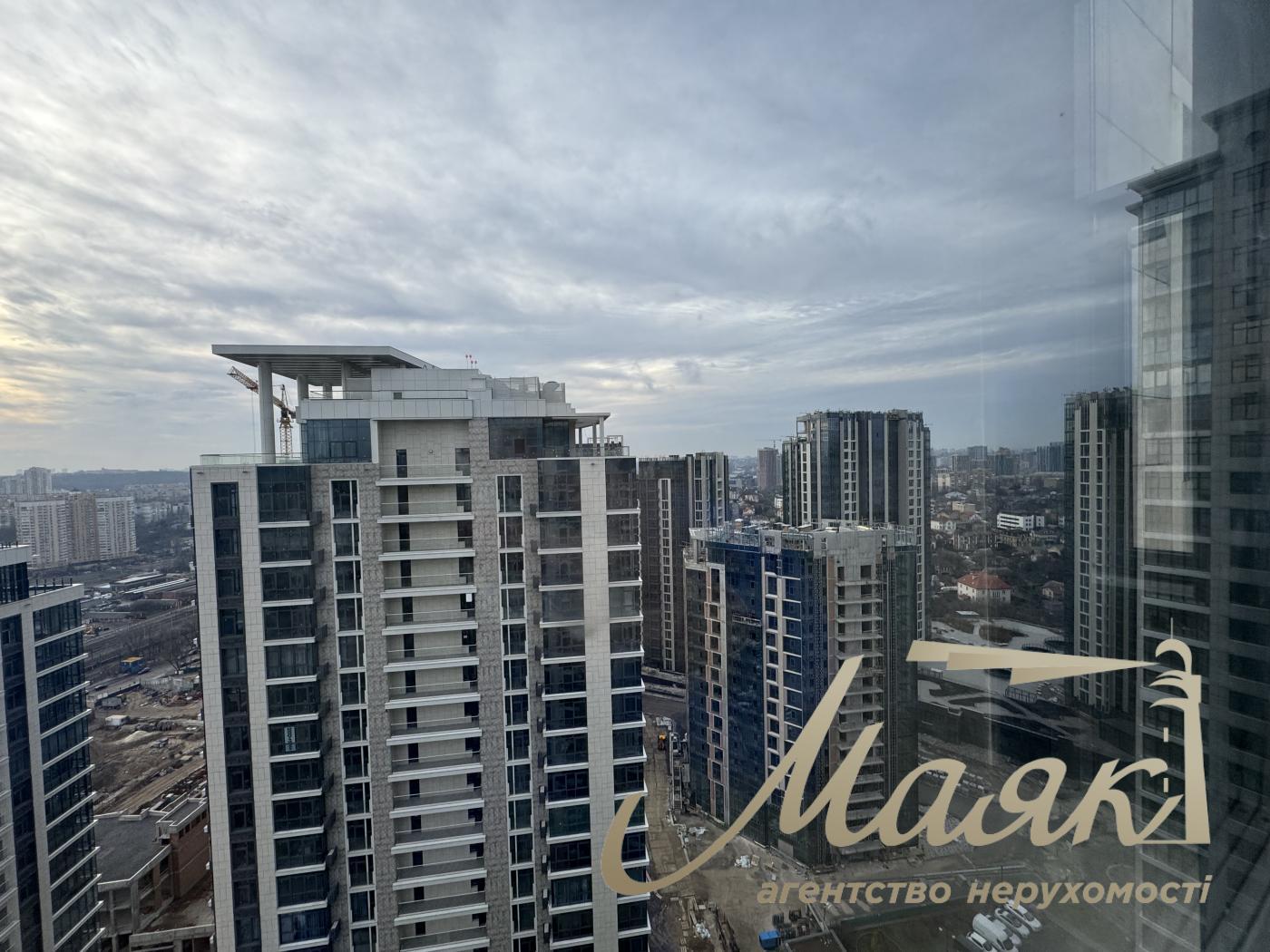 Продаж видового пентхауса в ЖК Новопечерські липки, вул. Андрія Верхогляда, Печерський район, Київ