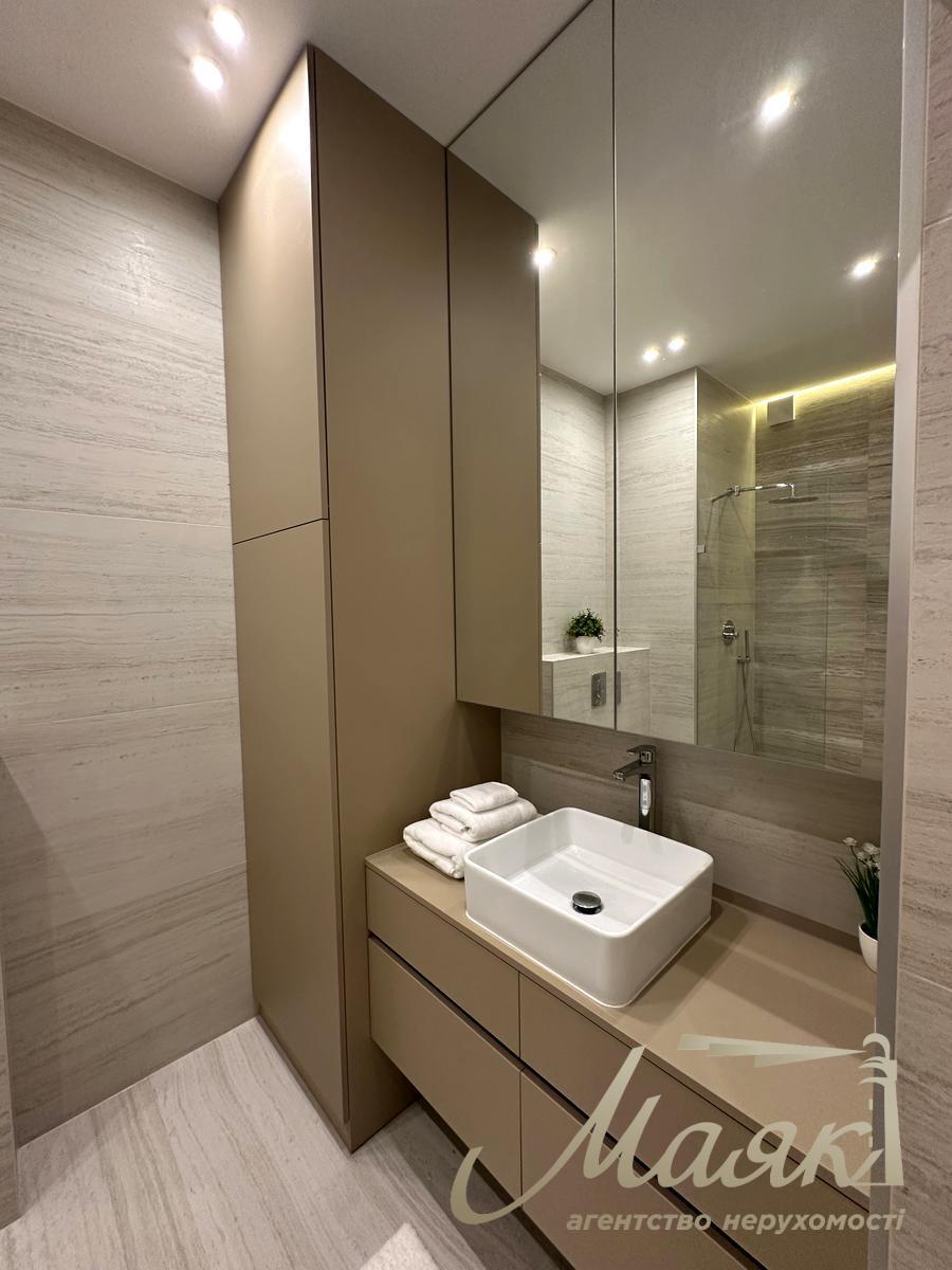 Продаж 3-х кімнатної квартири в ЖК Бульвар Фонтанів Саперне Поле вул., 5