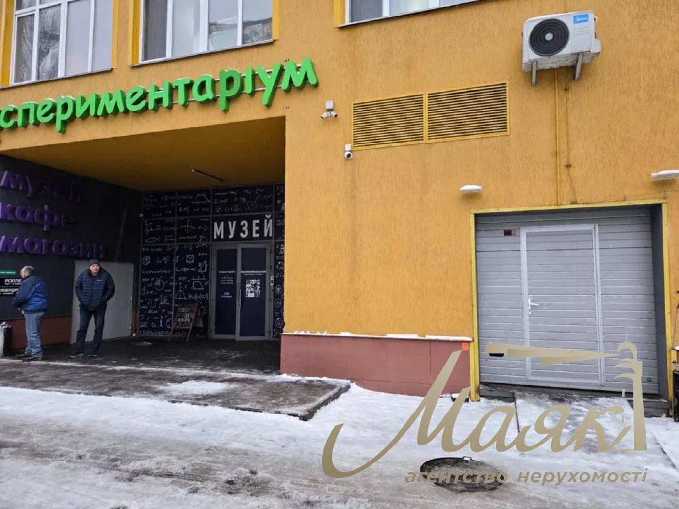 Оренда приміщення 900м2 по вул.Борщагівська, метро Шулявська.