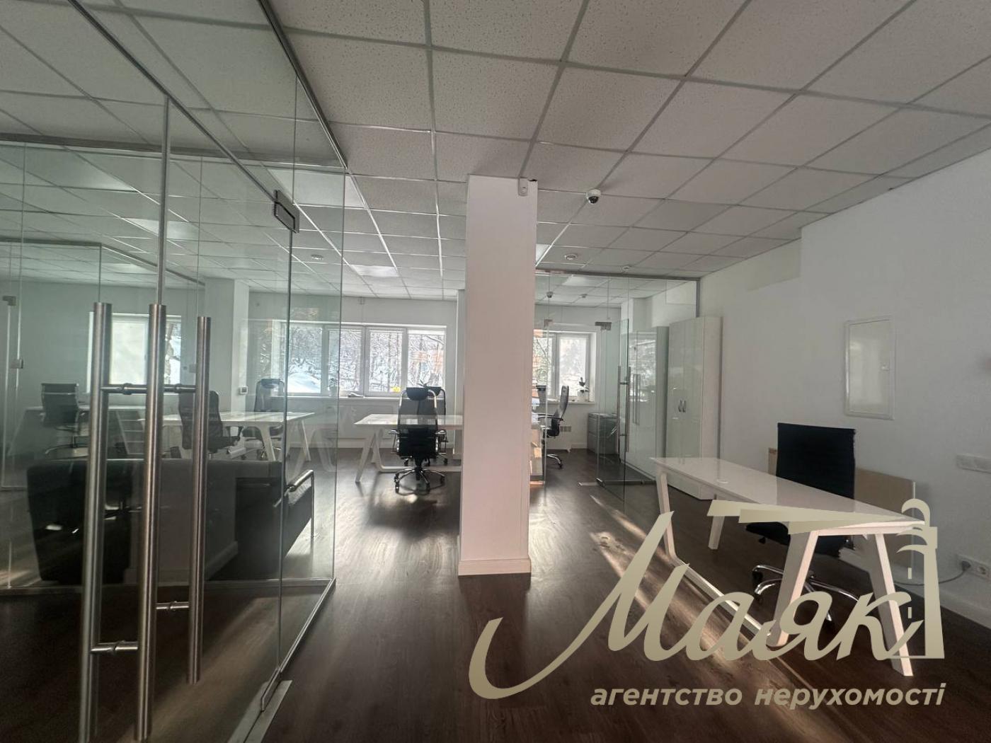 Аренда офиса 92м2 по ул.Барбюса 5А, Олимпийская