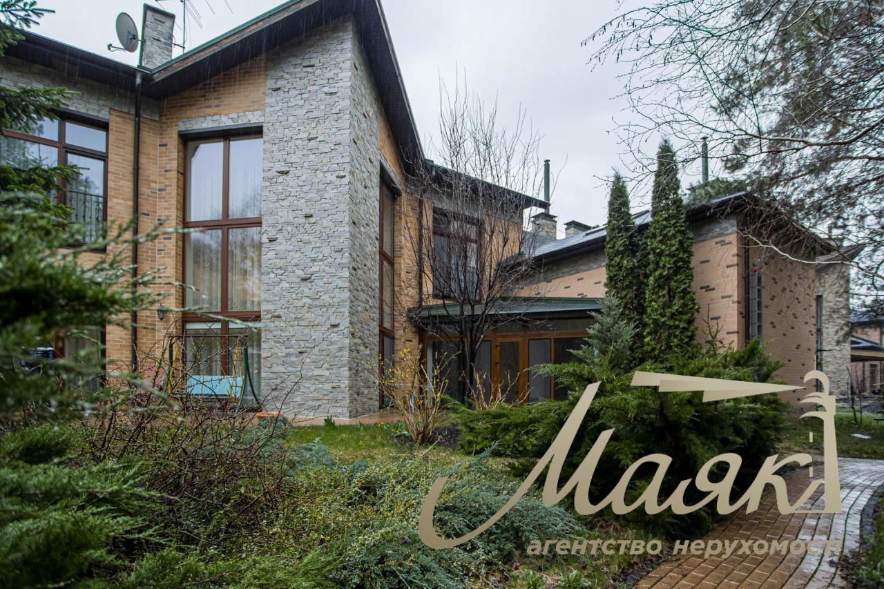 Sale of house 420 m2 in elite KG Solnechnaya Dolina, Romankov