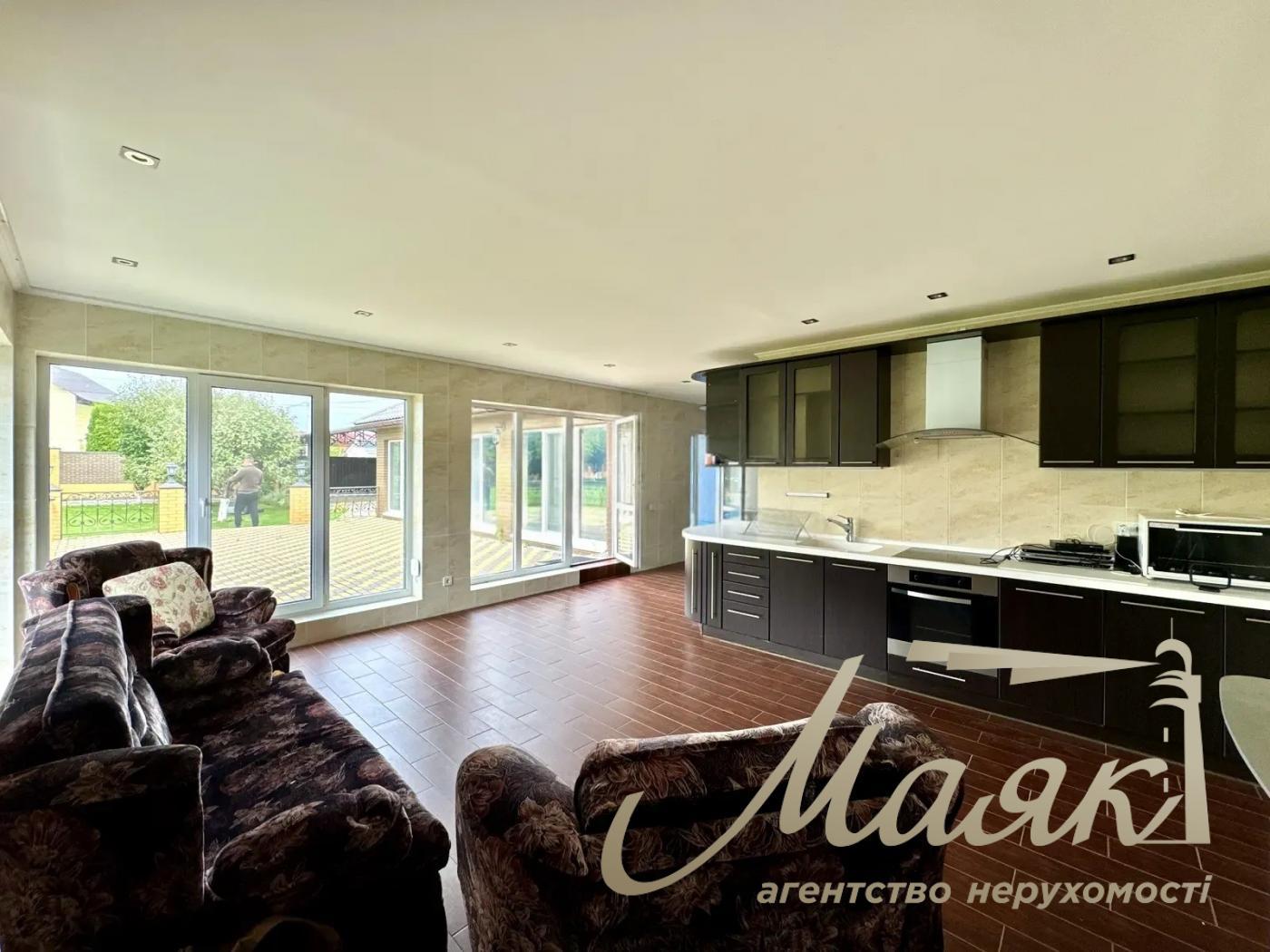 Продажа Дома 275м2 ул. Мечникова, Борисполь