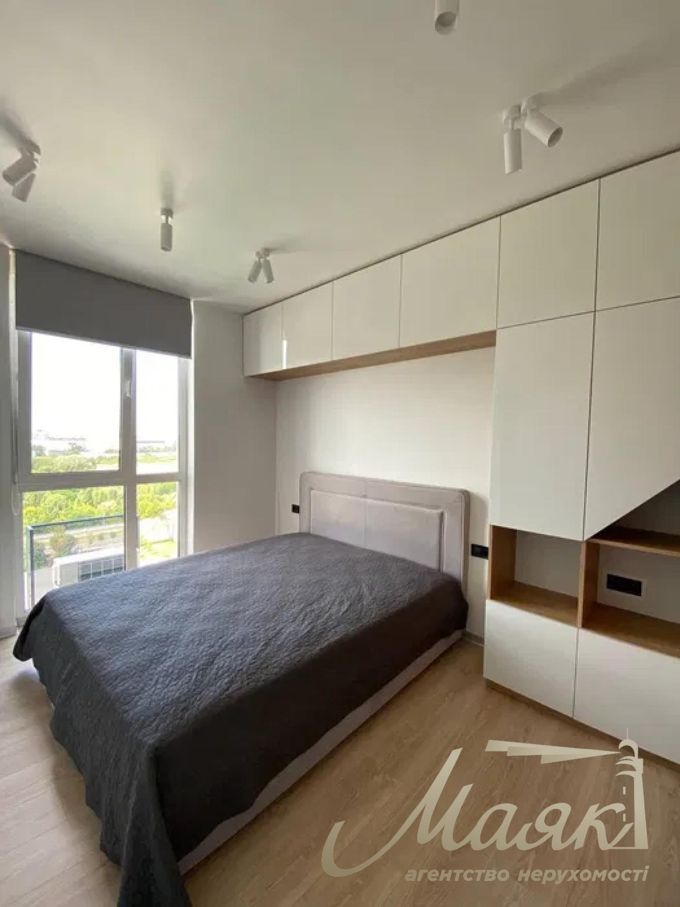 Продаж 2-кімнатної квартири ЖК Файна Таун, вул. Салютна