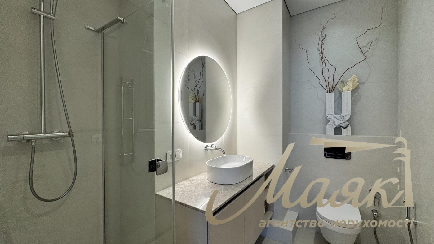 For sale 3-room apartment Residential Complex Novopecherskie Lipki, Dragomirova str.