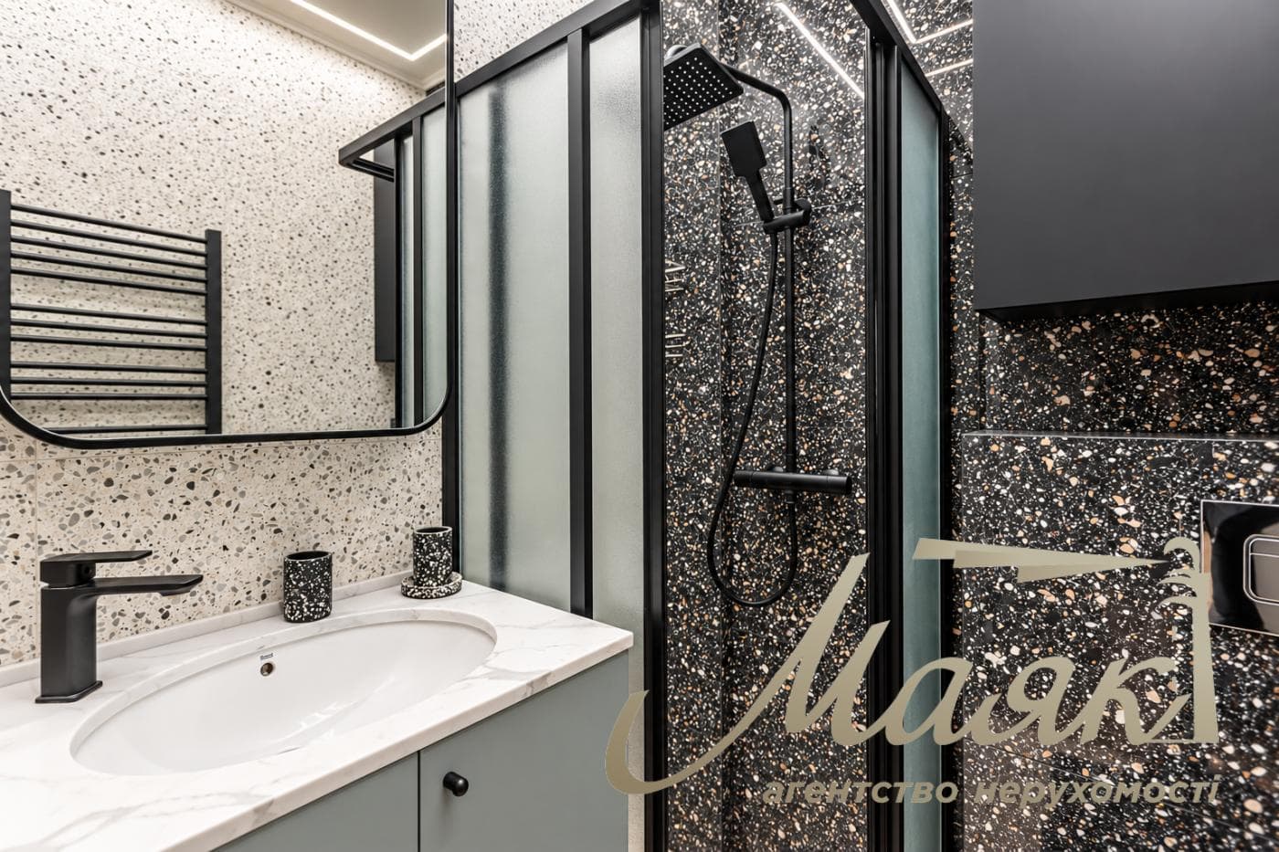 3-room apartment for sale, 91 m², in the “Exon” residential complex, downtown Kyiv, Shevchenkivskyi District, 2/1 Mirna St.