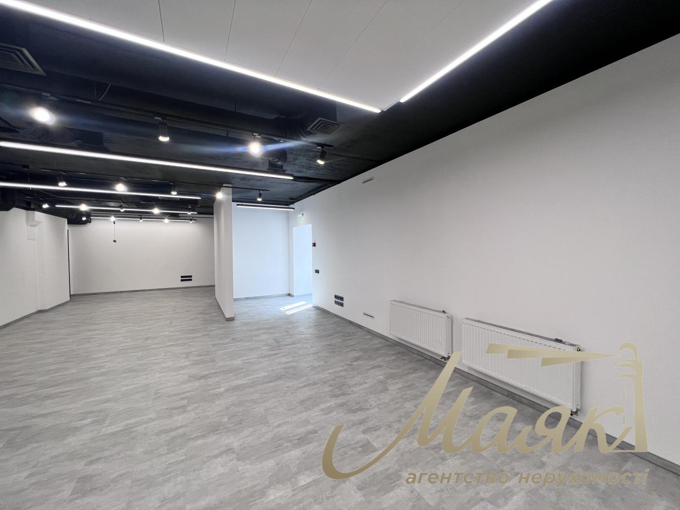 Аренда офисного помещения 500м2, БЦ Нивки Сити