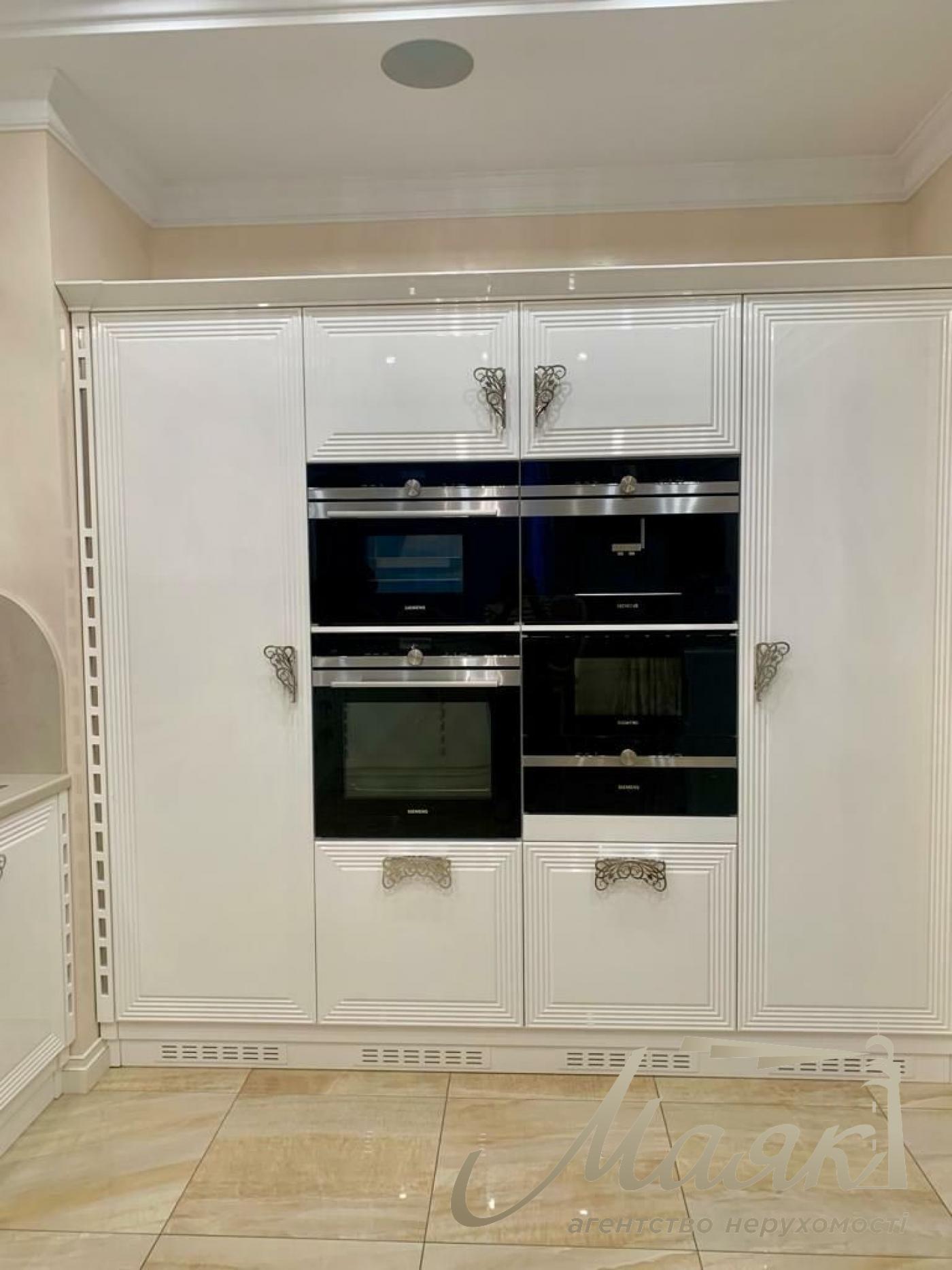 Продаж 4к квартири бульвар Лесі Українки, Печерськ